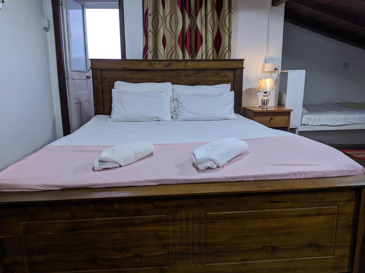 Hotel Lighthouse Guest Galle Esterno foto