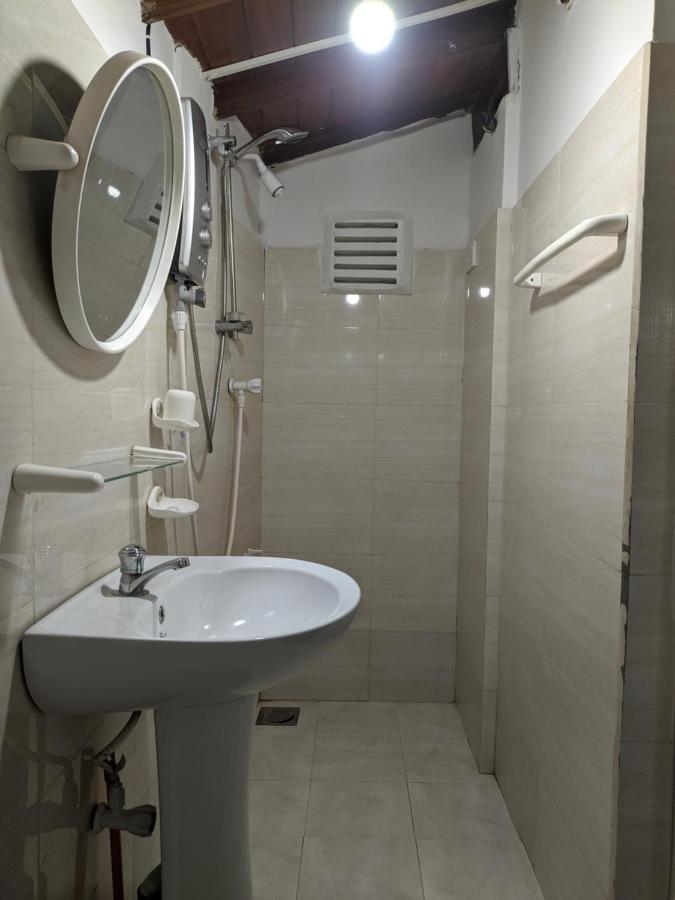 Hotel Lighthouse Guest Galle Esterno foto