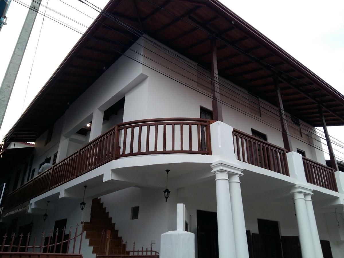 Hotel Lighthouse Guest Galle Esterno foto